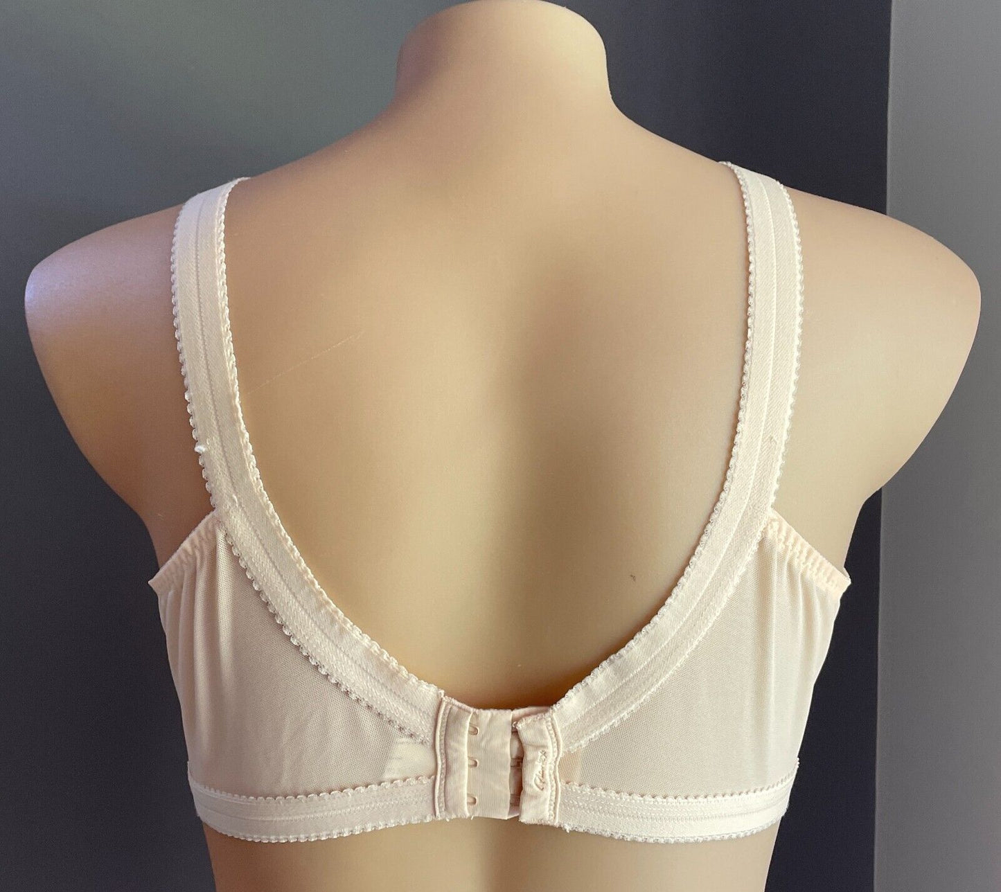 Bra 24C PLAYTEX Cross Your Heart Wirefree Beige Floral Lace P10152 Y1001H 24 C