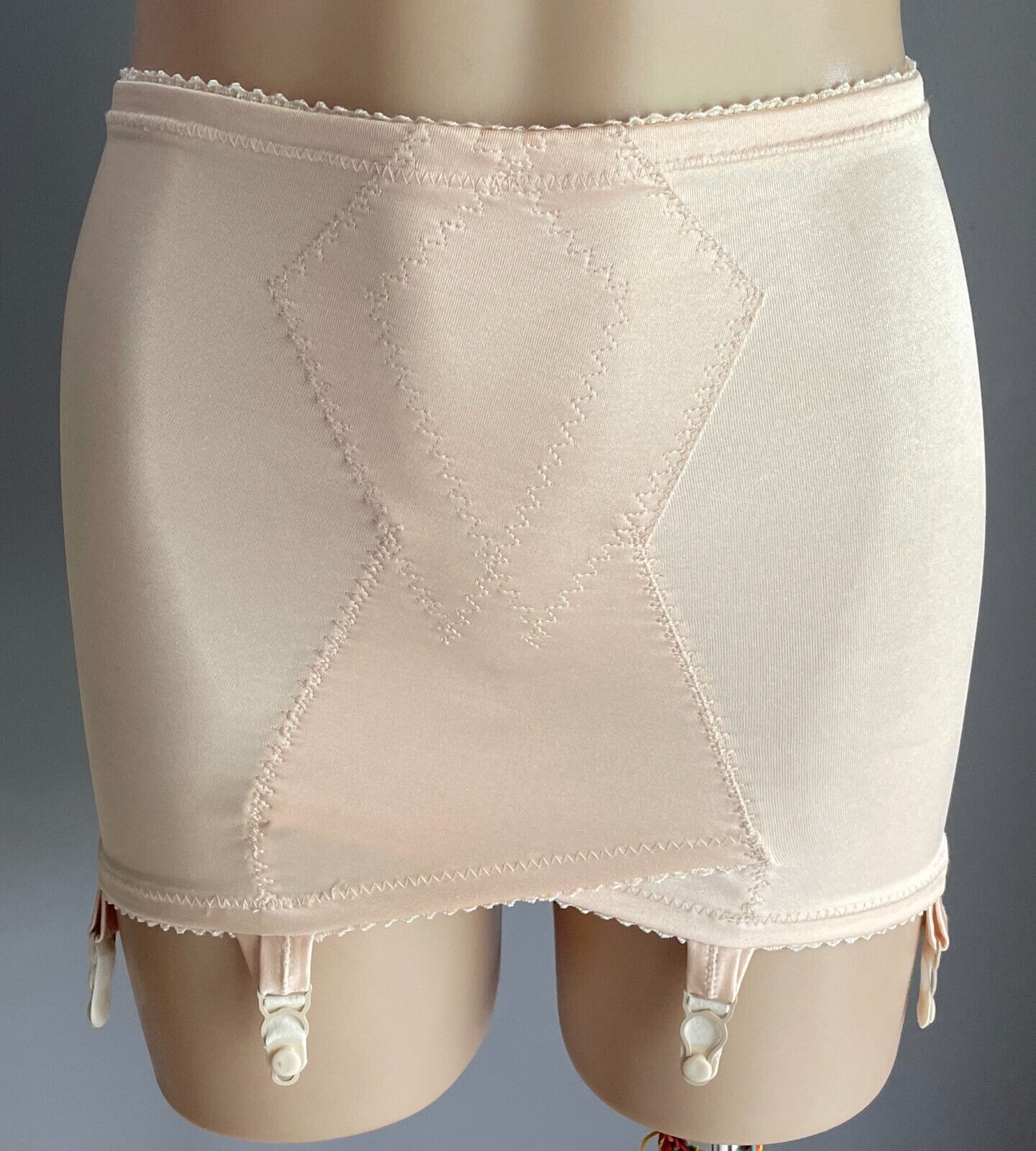 HICKORY Girdle Suspender Belt ShapeWear Open Bottom Beige Elasticised Sz 14 7726