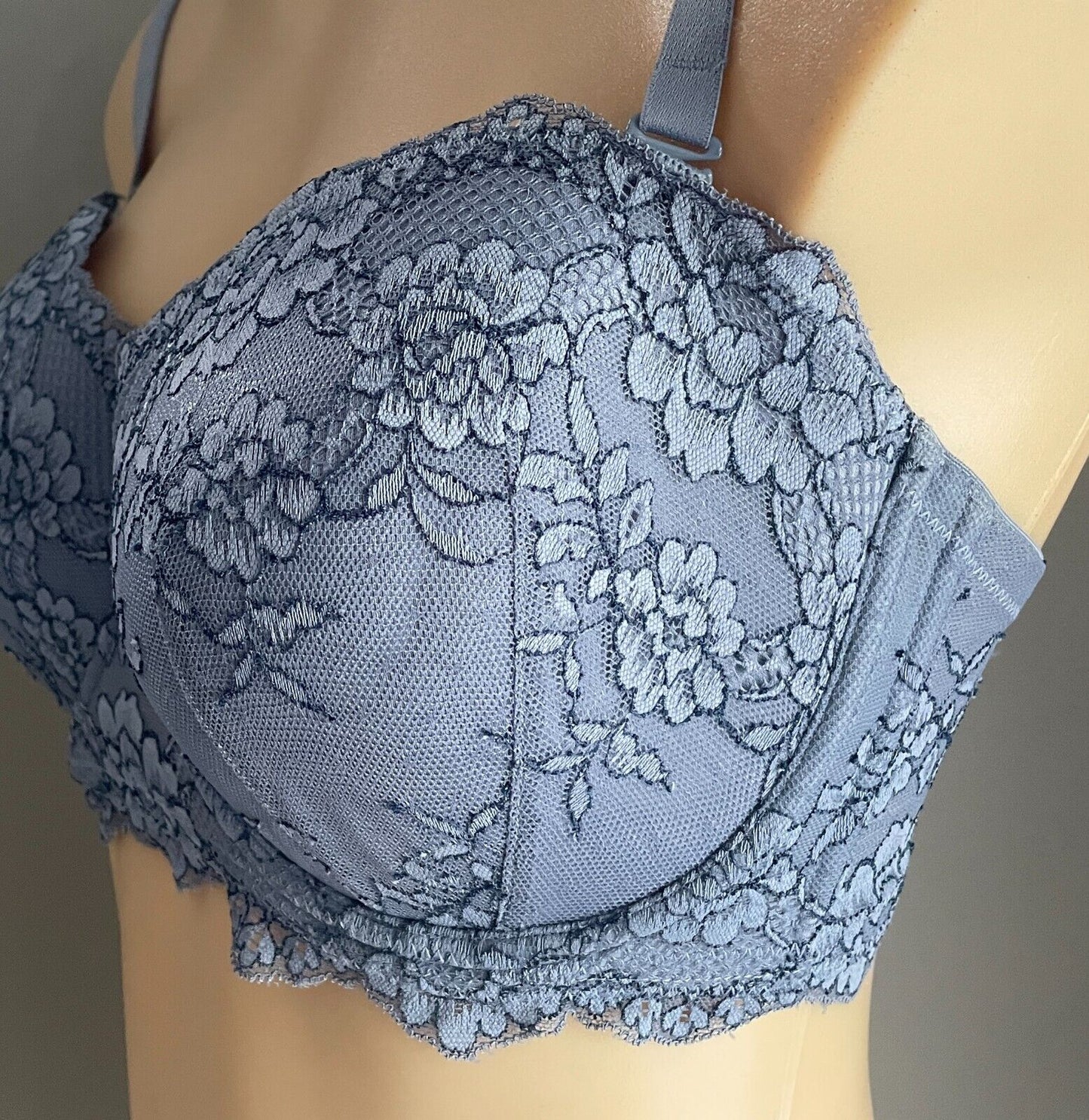 BRAS n THINGS Bra 12E Cornflower Blue Underwire Lace Adjustable Moulded Cup 12 E