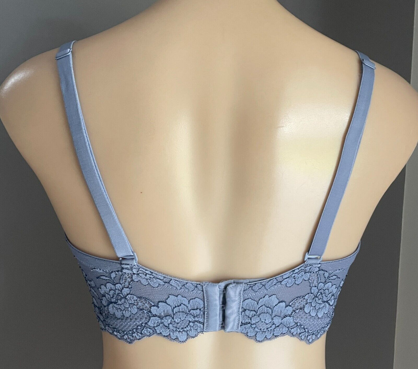 BRAS n THINGS Bra 12E Cornflower Blue Underwire Lace Adjustable Moulded Cup 12 E
