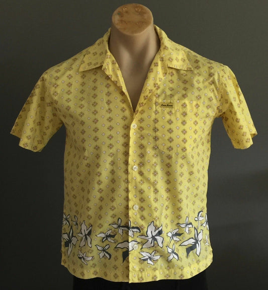 GUESS Hawaiian Shirt Short Sleeve Yellow Bright Hibiscis Border Mens Size S