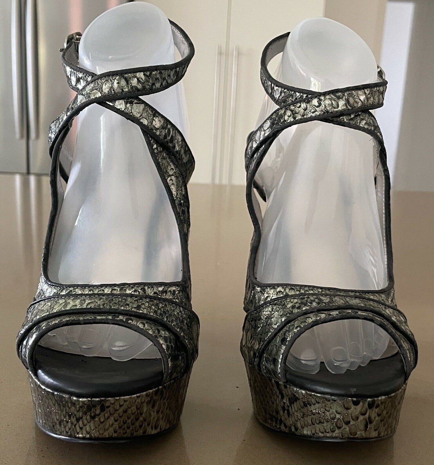 GUESS Kinetic 3 14cm Heels Pumps Silver Black Peep Toe Ankle Strap Shoes 10 NEW