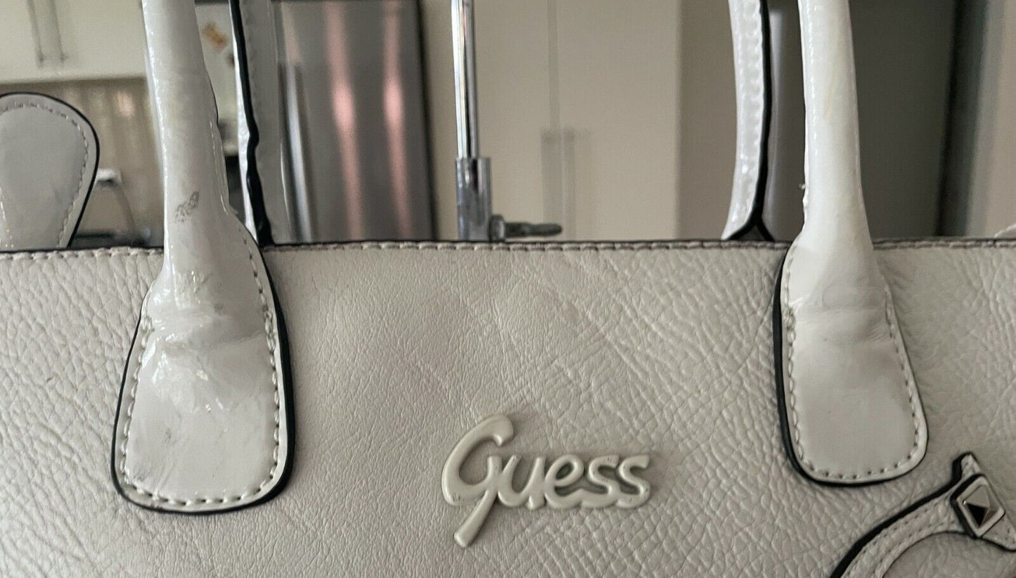 GUESS Shoulder Bag Off White Pebble Look Pleather Tote w Stud Trim w defect NEW
