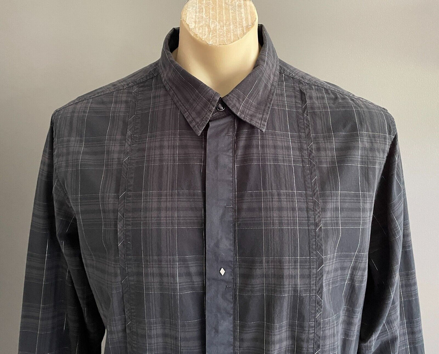GUESS Shirt Silver Thread Grey Black Check Long Sleeve Button Mens Size 42