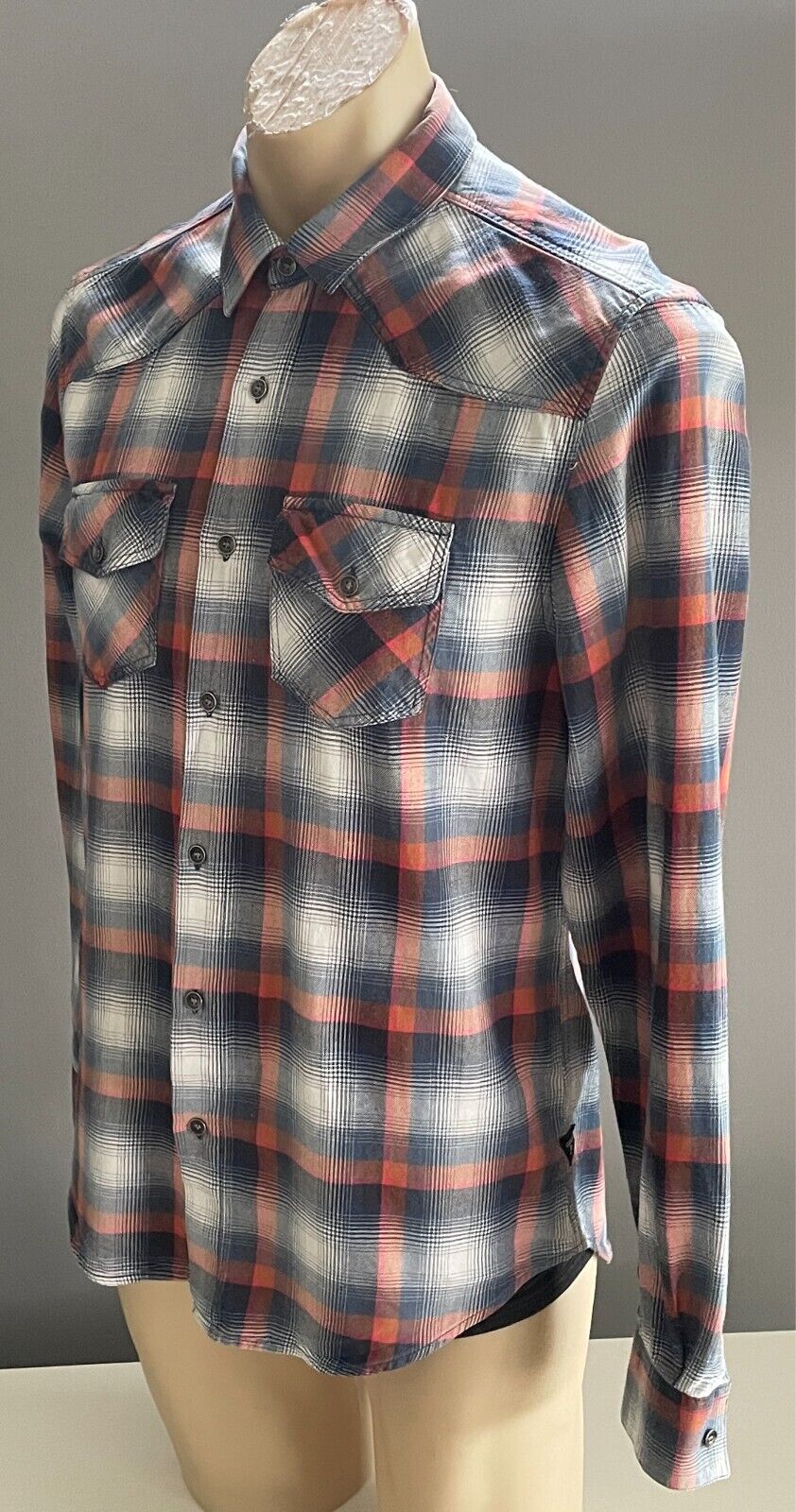 GUESS Cotton Shirt Plaid Print Slim Fit Mens Size S Button Front Long Sleeve
