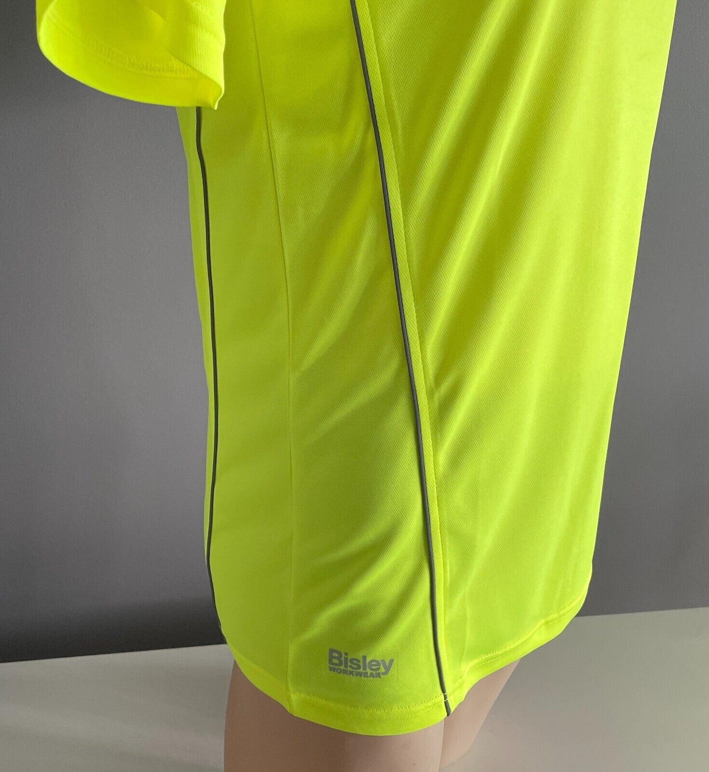 BISLEY Hi Vis Yellow Cool Mesh Short Sleeve Tee Reflective Piping Size S Unisex
