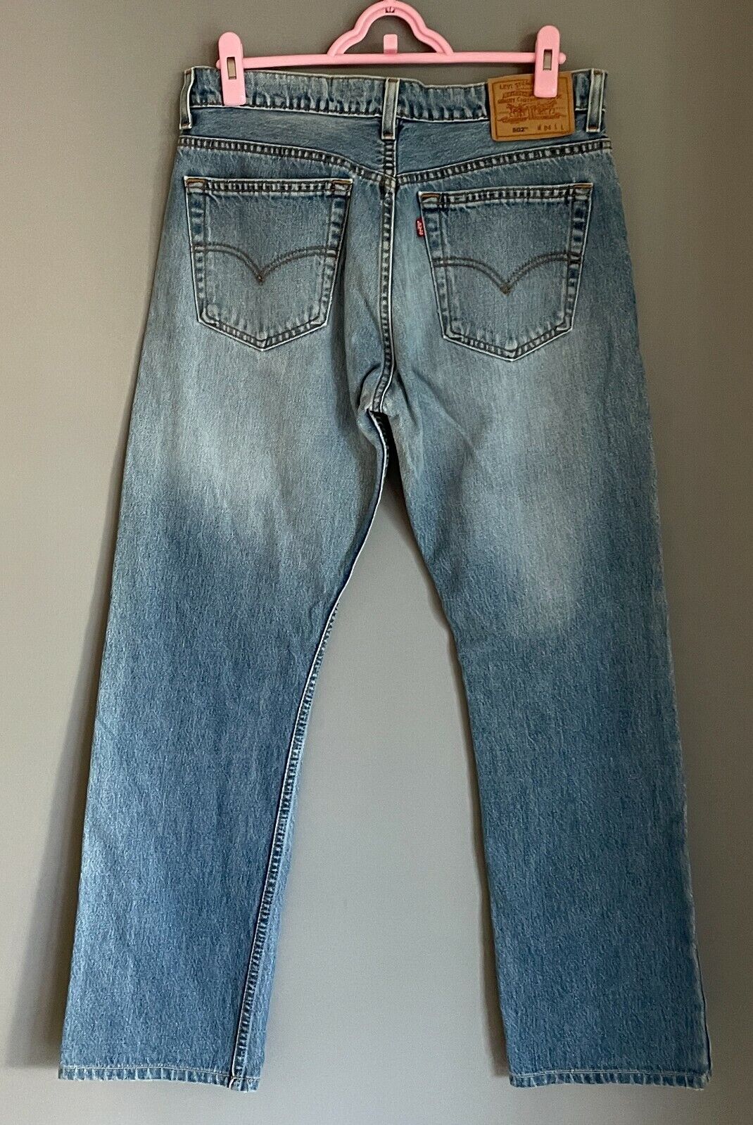 Mens LEVI'S 502 Jeans Faded Blue Denim Long Straight Leg Size Waist 84 LEVIS