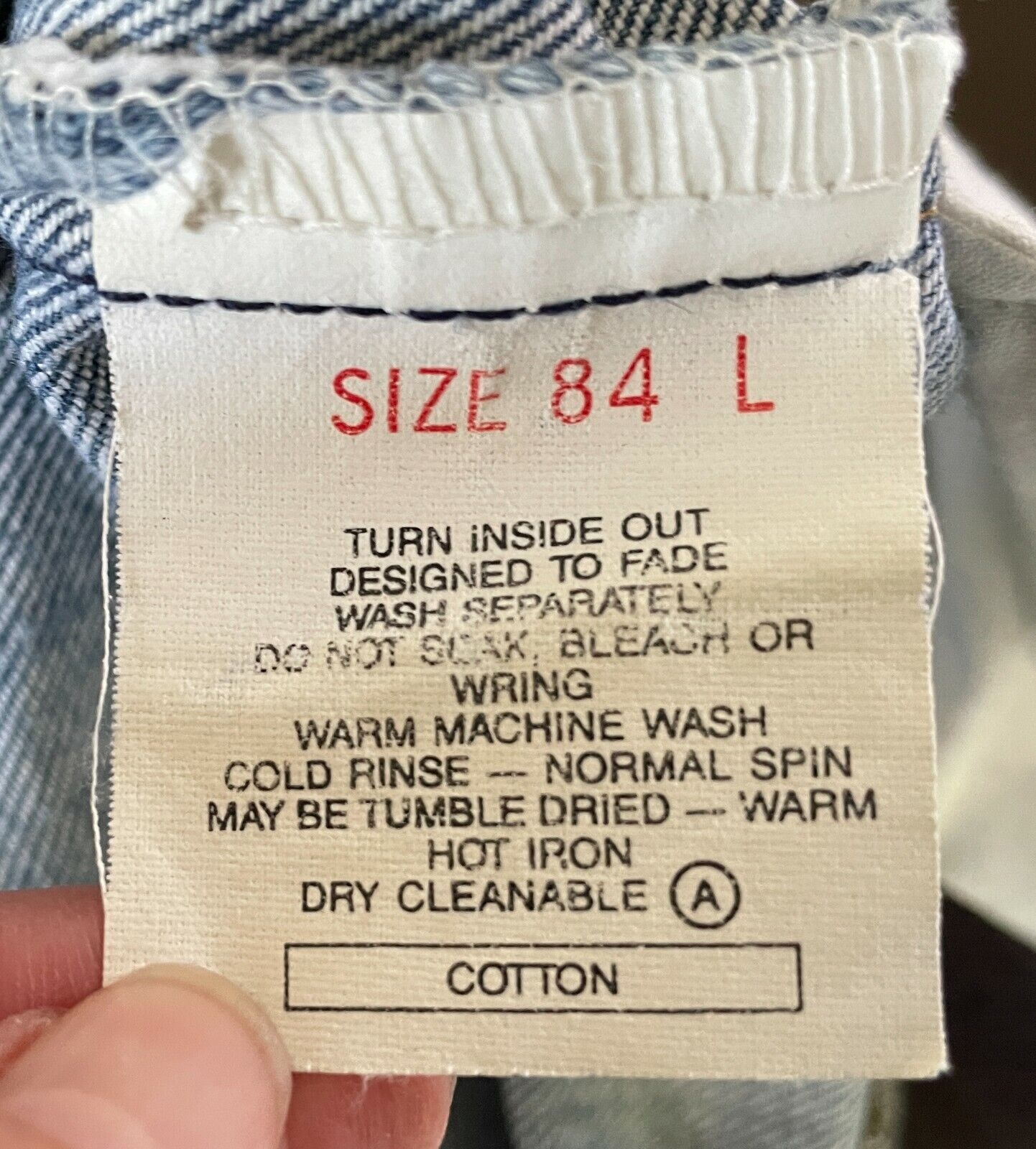 Mens LEVI'S 502 Jeans Faded Blue Denim Long Straight Leg Size Waist 84 LEVIS