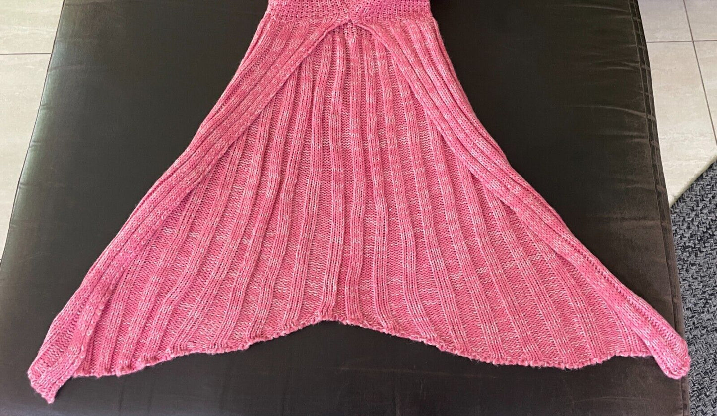 I Piece Knit Mermaid Tail Pink/White Silver Fleck Warm Blanket Adult Size 10-14